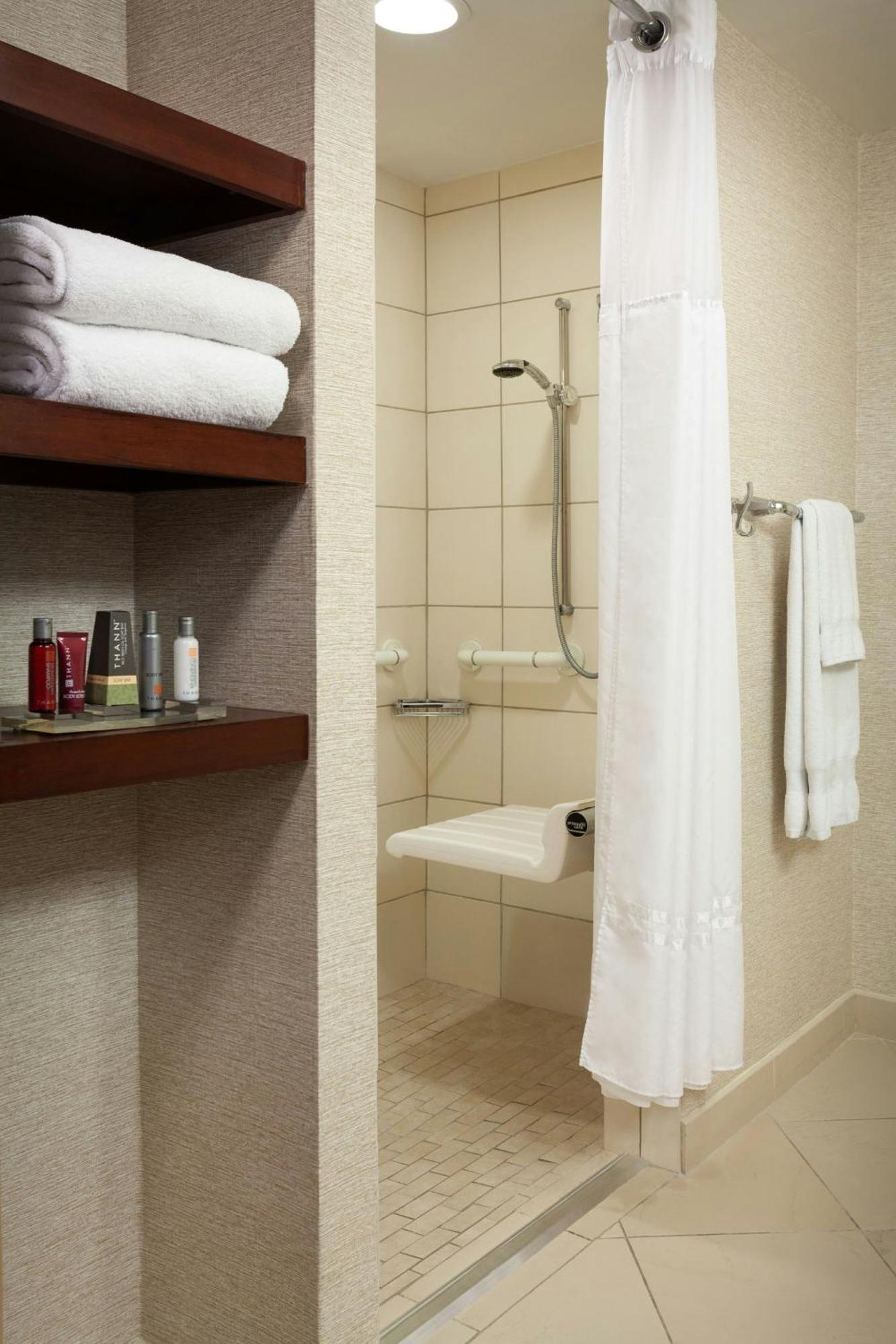 Hotel Tampa Airport Marriott Esterno foto